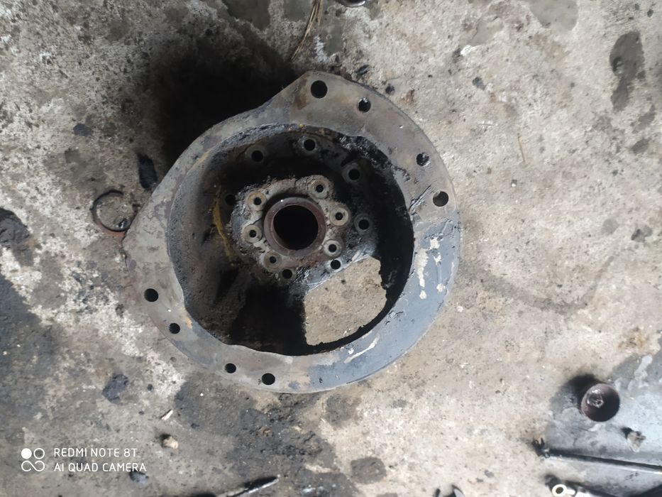 Mechanizm róznicowy wałek hamulca wom zaciski Deutz DX 6.05 zębatka