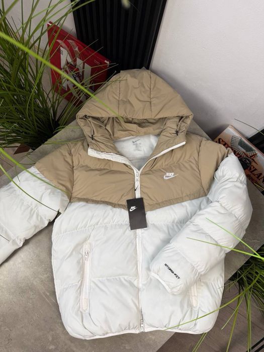 Пуховики Nike Storm Fit / Nike ACG