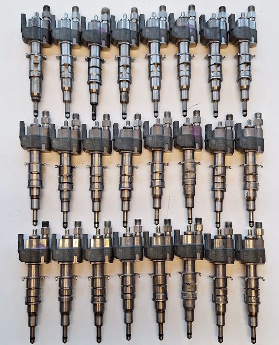 Wtryskiwacze Siemens/VDO BMW 13537589048