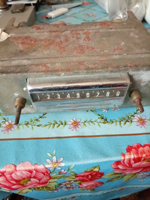 Радио в Москвич.