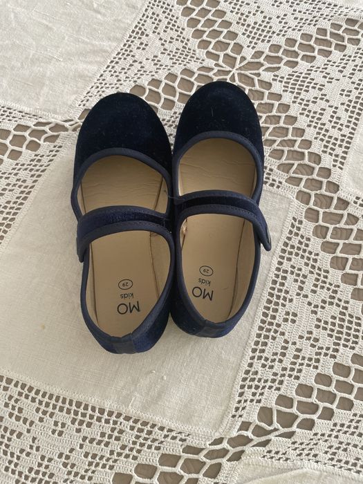 Sapatos veludo azul marinho tamanho 29 menina