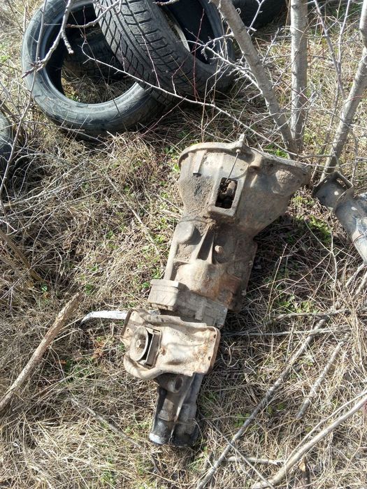 КПП форд Сиерра 2.3 2.5 дизель