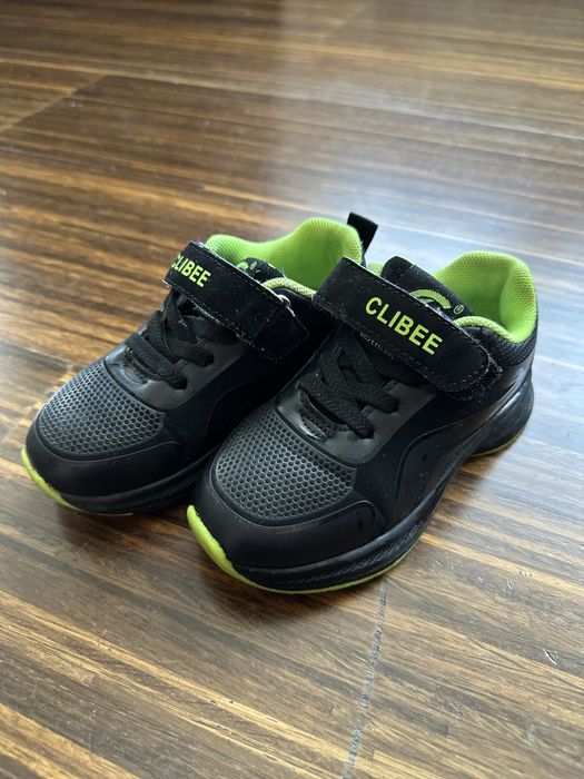 Кросівки  Clibee