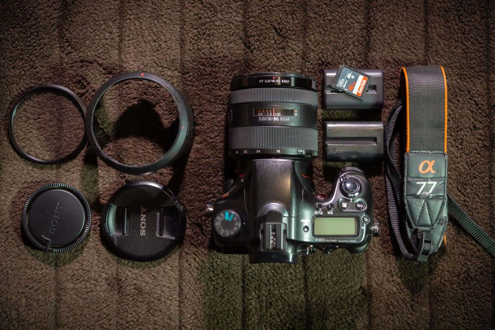 Sony Alpha SLT-77V+ DT 16-50mm F2.8 SSM