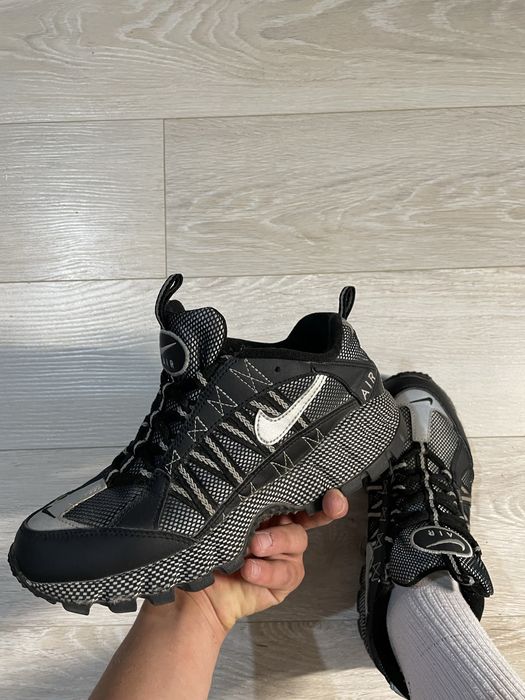 Продам кросівки Nike Air Humara (38.5)