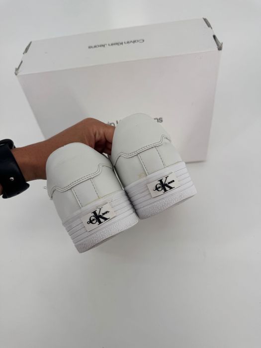 Calvin Klein sneakersy na platformie białe 40 skórzane buty vultc