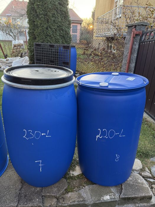 Beczka plastikowa zamykana