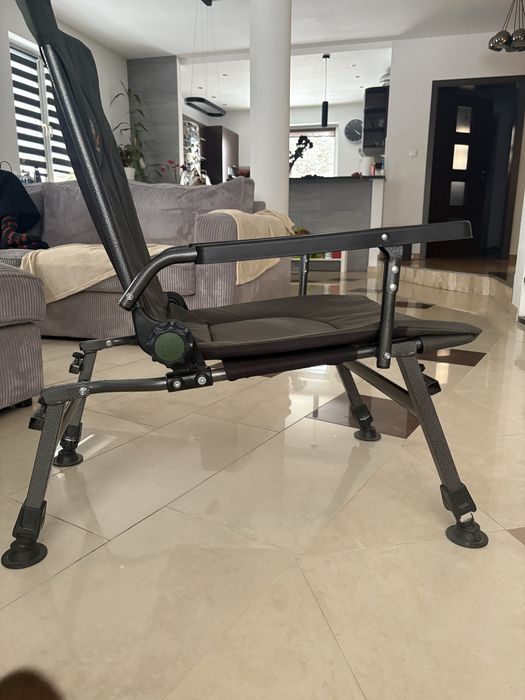 Sprzedam krzesło karpiowe Elektrostatyk – solidne i wygodne