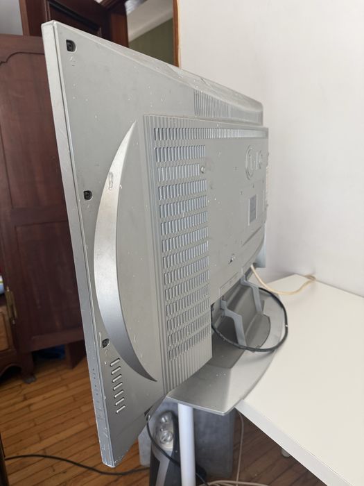 Vendo TV antiga