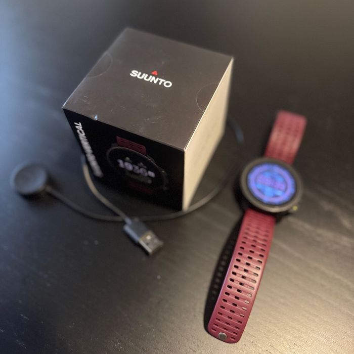 Vendo Suunto Vertical Titanium (1ª geração, sem solar)