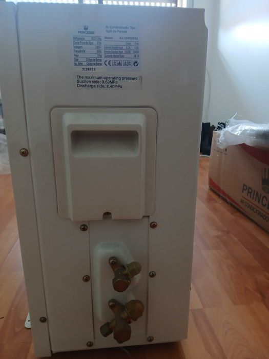 Ar condicionado tipo split para casa NOVO