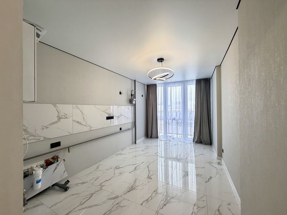 Новобудова на Вишенці з новим ремонтом