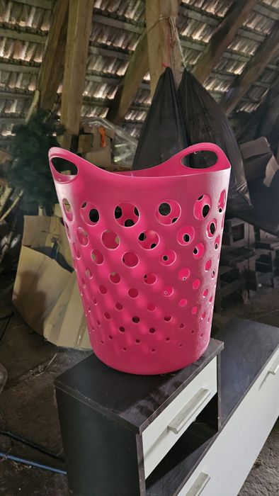 kosz plastikowy na pranie zabawki