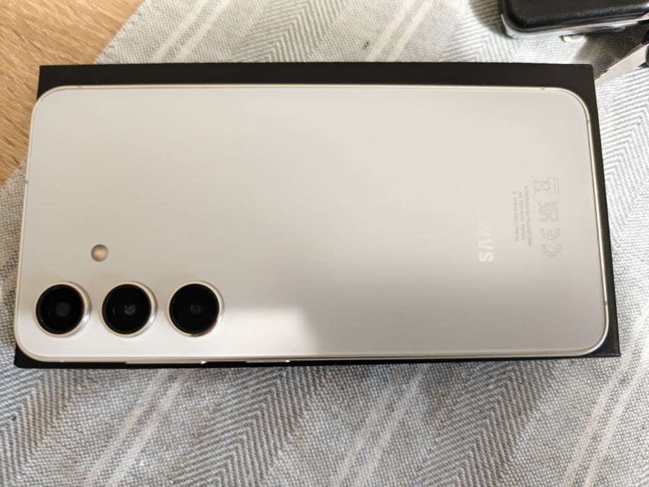 Samsung Galaxy s24