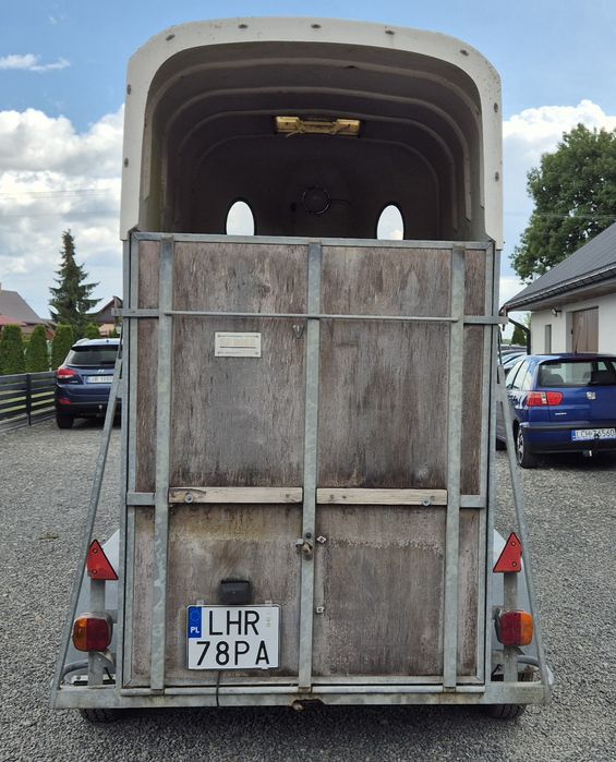 Przyczepa do przewozu koni zwierząt WESCO P-2055 DMC1300 kat B