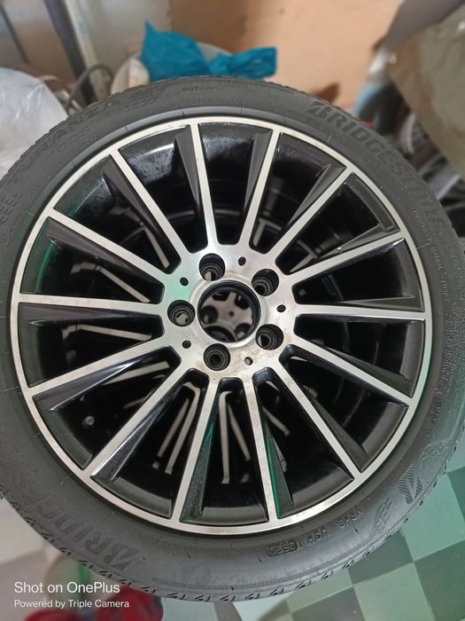 Jantes Mercedes com pneu look AMG 17"