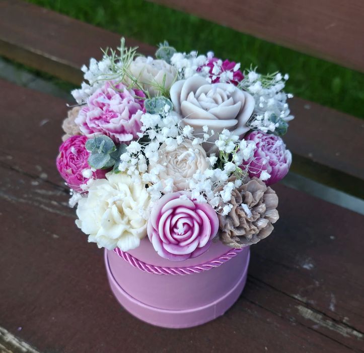Flower box candle