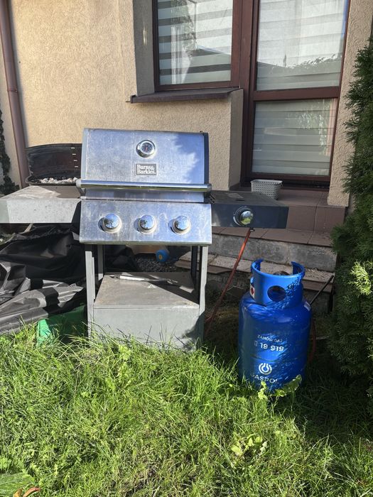 Grill gazowy trzypalnikowy z butlą