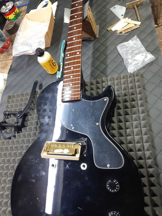 Gitara elektryczna Epiphone Gibson LP Junior wzmacniacz NOVANEX tremol