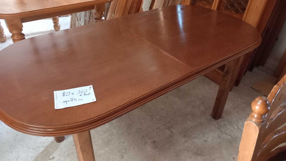 stół rozkładany-duży drewniany.