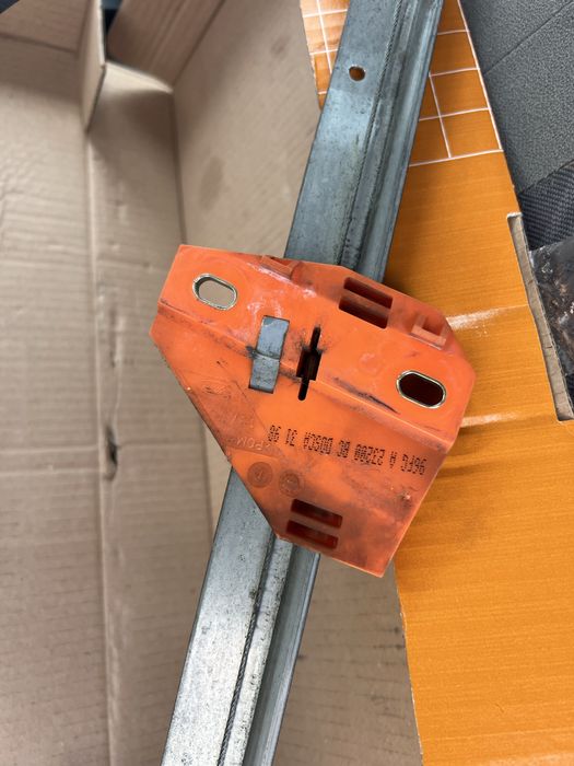 Ford fiesta 98 lado direito frente elevador da porta