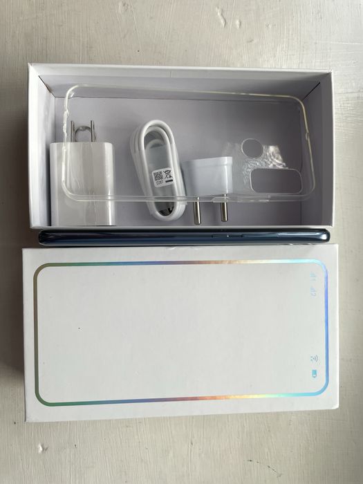 Продам телефон 6/128 гб