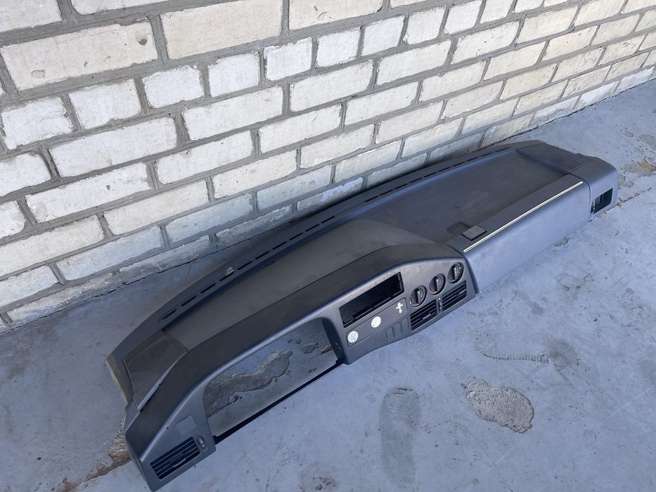 Панель Торпедо Mercedes Sprinter 2.3 2.9 TDI 95-00р.в. Ідеальний стан