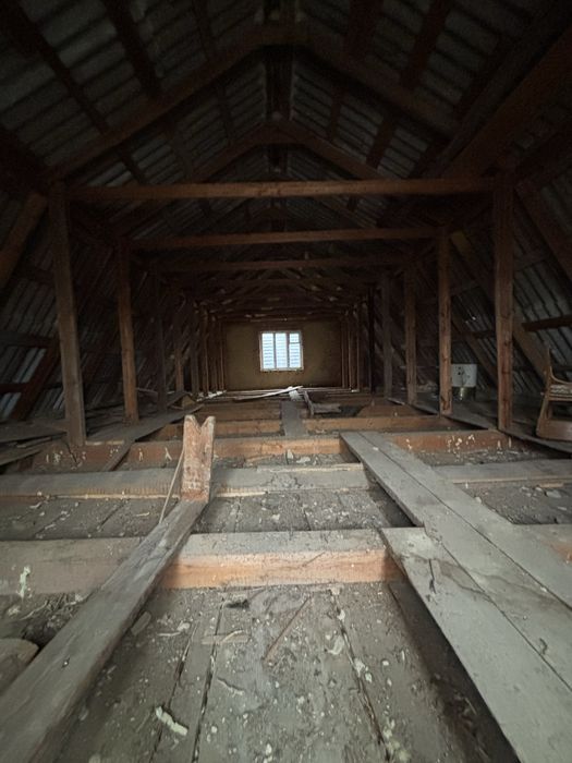 р Будинок з ділянкою 20 соток, можливість озера, укріплений фундамент