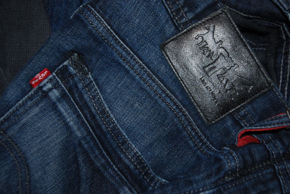 Męskie dżinsy Levi's M pas 42, dł. 100