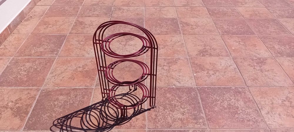 Expositor para pratos pastelaria em ferro pintado!