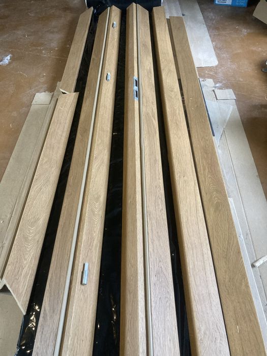 Drzwi plus oscieżnica regulowana 80 prawe