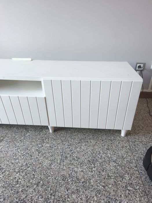 Móvel de TV IKEA  180 cm