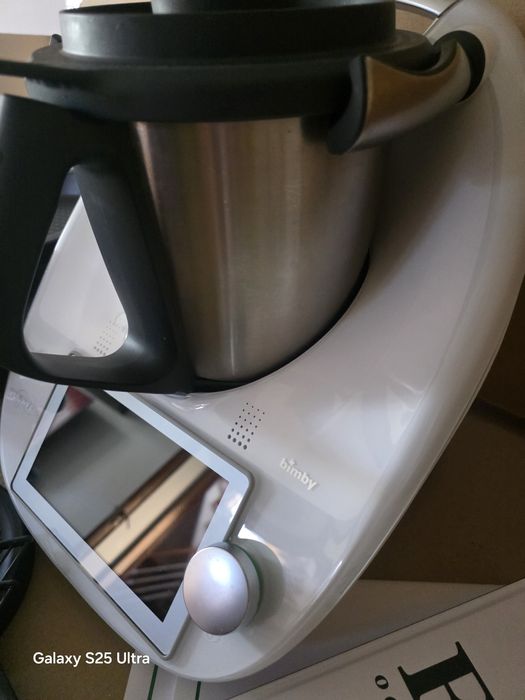 Robo de cozinha 1 ano Bimby TM6