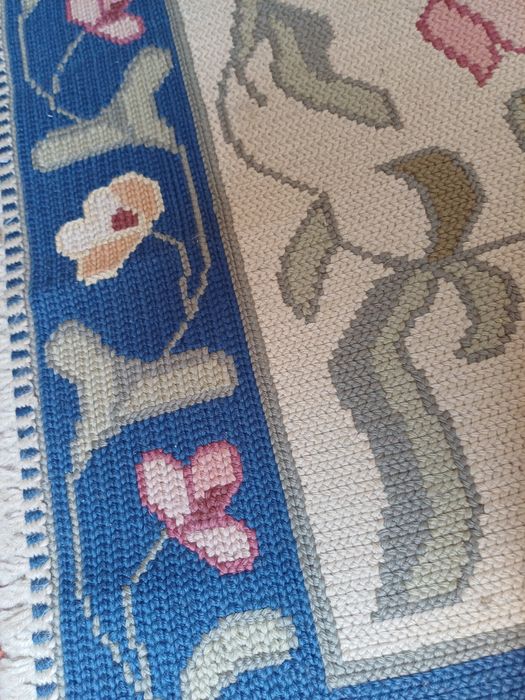 Tapete de Arraiolos para Sala (1.80m x 1.20m)