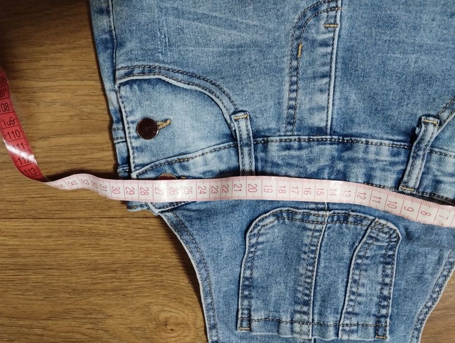 Джинсовий комбінезон