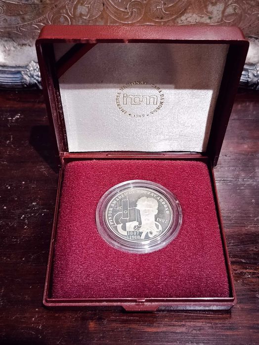 Moeda Amadeu Sousa Cardoso Prata Portuguesa Contrastada estojo