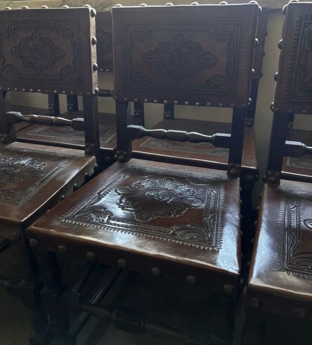 Mesa de jantar com 6 cadeiras