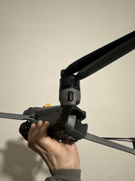 Mavic 3, 5 акумів, 2 зарадяки, 2 пульта мавік 3