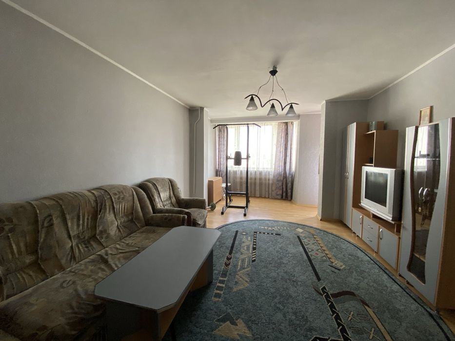 Подобово посуточно 3 кім Район Комарова можливо помісячно