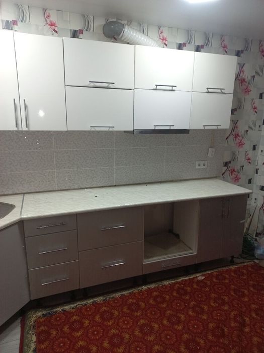 Продам кухню в гарному стані
