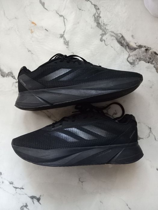 Кросівки adidas 44 розмір
