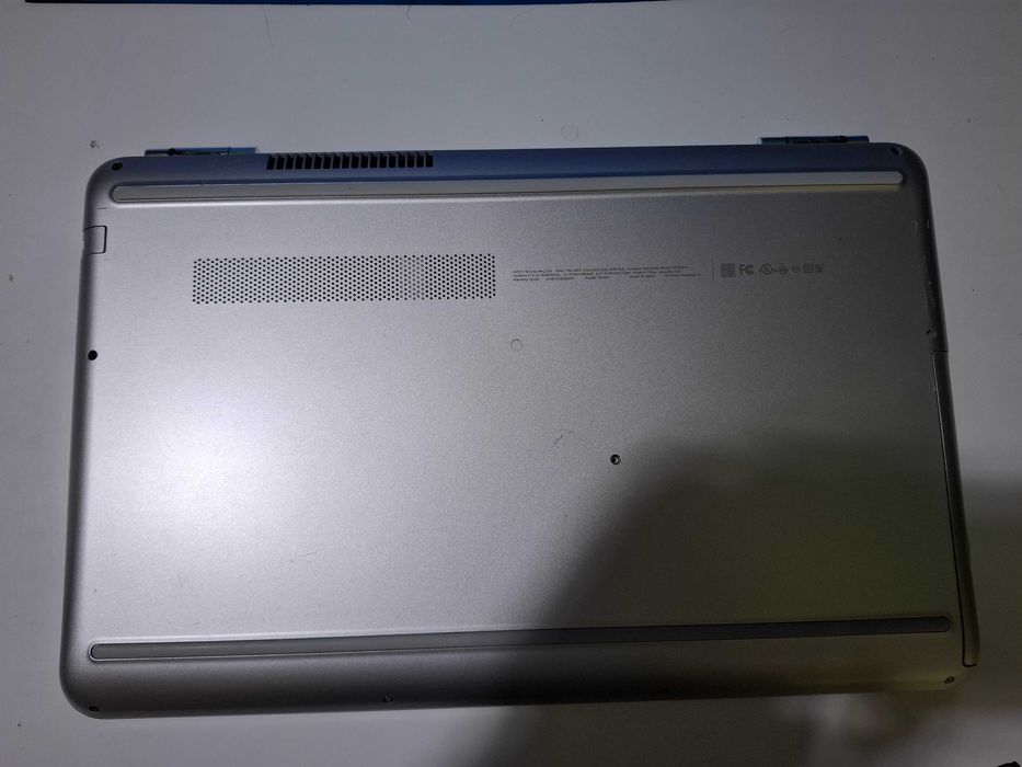 HP AMD A9 12GBRAM TelaTouch Disco SSD windows 11