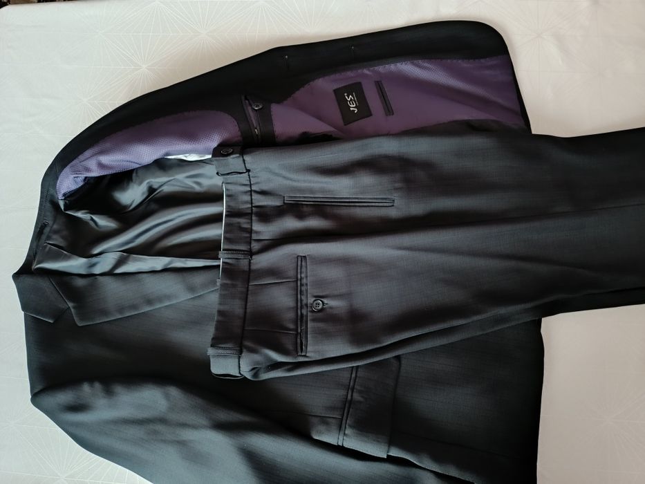 Garnitur męski - spodnie, kamizelka, marynarka