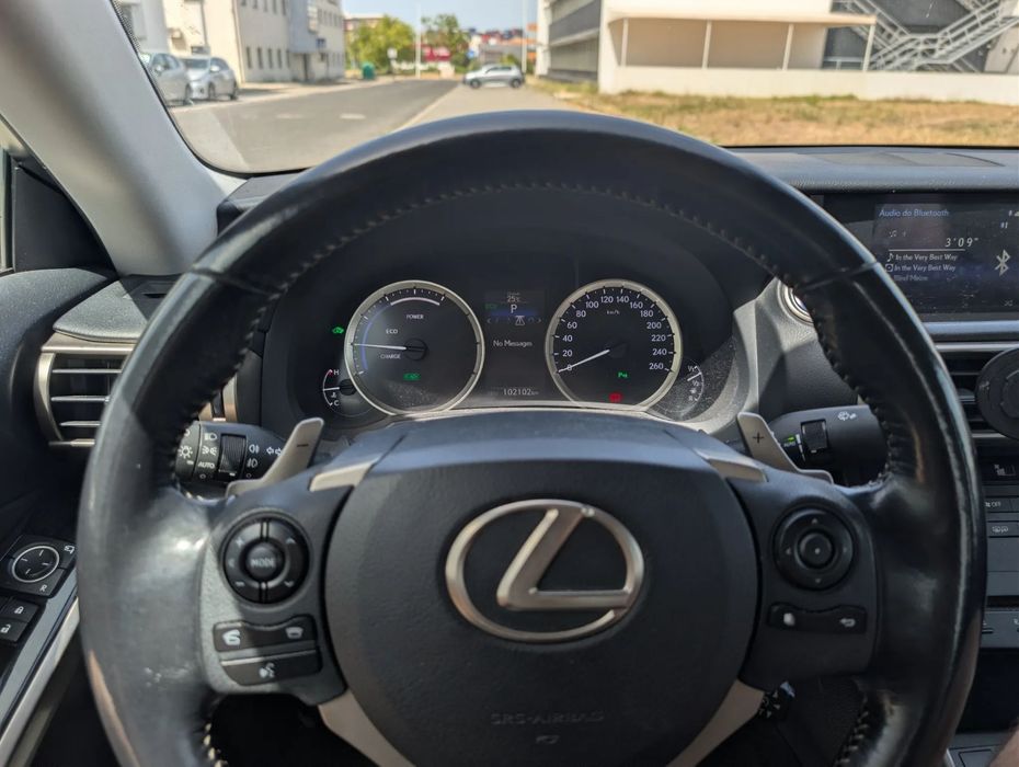 Lexus IS 300H Executive+532554728646256647