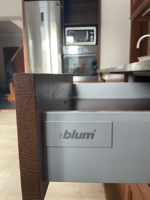 Meble Kuchenne Dębowe z Blatem Kamiennym