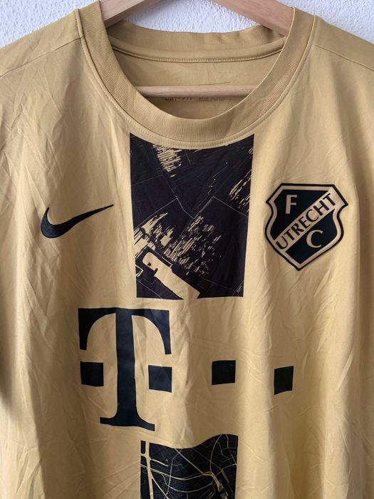 UTRECHT 2021/2022 Third Football Shirt Nike Jersey Size XL