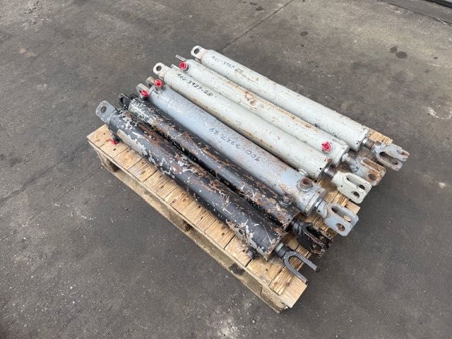 nowy siłownik hydrauliczny paleta komplet