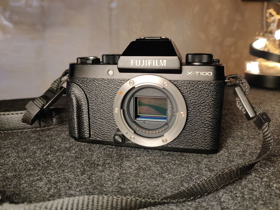 Fujifilm X-T100 body + dodatki