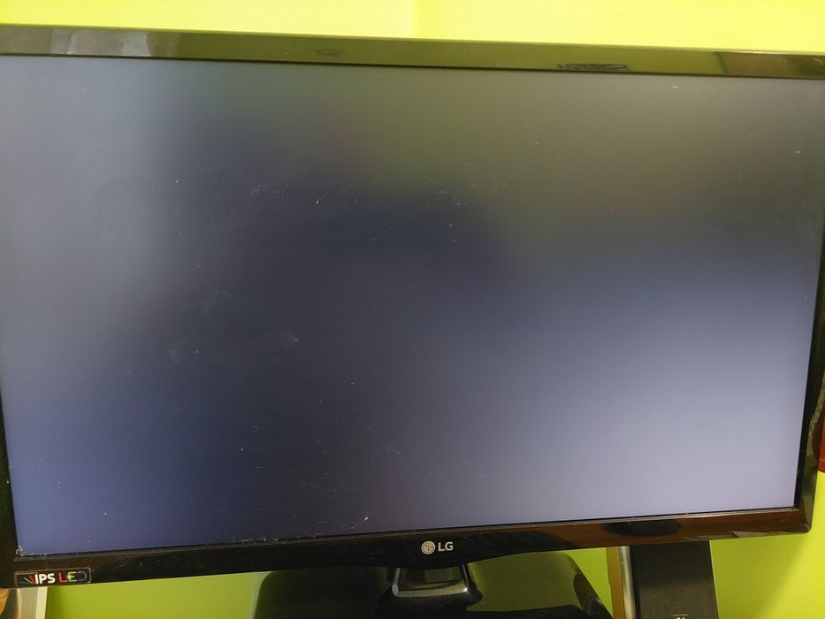 Monitor 22 cale z funkcją tv dvbt2