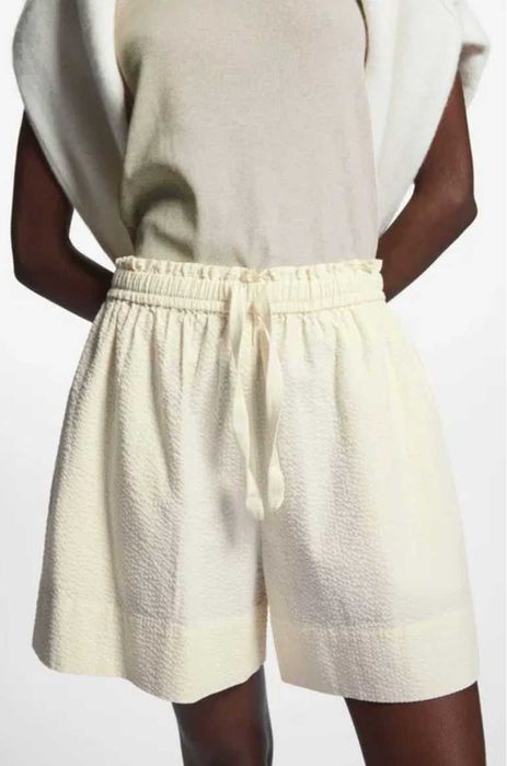 COS жіночі шорти